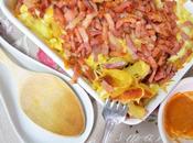 Patatas queso, baicon salsa mojo