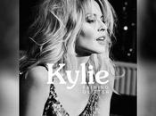 Kylie estrena tema ‘Raining Glitter’ videoclip ‘Stop from Falling’