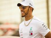 Hamilton dice comentario sobre Grid Girls simple broma