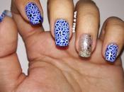 Diseño uñas azul flores