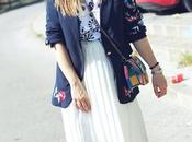 Cómo combinar falda blanca plisada