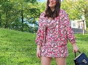 Outfit sportychic vestido bomber flores