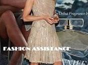 actriz eligió mucho acierto bonito vestido nude Valentino, rodilla solo tirante, combinó sandalias tono