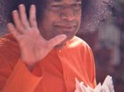 Manejo crítica, Abuso sabiduría Sathya Baba