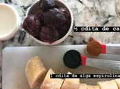 Helado plátano, cerezas espirulina