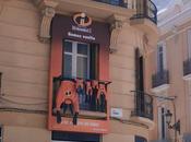 Increíbles tienden ropa balcón este divertido ambient para promocionar nueva película