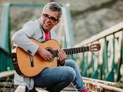 Pedro Guerra reedita álbum ‘Golosinas’ nuevas colaboraciones