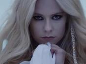 Avril Lavigne publica videoclip tema ‘Head Above Water’