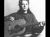 JANIS JOPLIN MURIÓ HACE AÑOS, VIDA CORTA INFELIZ Hace años murió Janis Joplin. Considerada mejores cantantes blues rock todos tiempos, sobredosis calló octubre 1970. Tenía ‘peligrosos’...