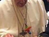 corruptor Bergoglio Francisco) encantan accesorios gay”