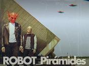 ROBOT Pirámides: Mírame single debut