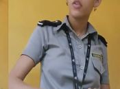 Captado cámara como aduanera decomisó varios cubana (+VIDEO)