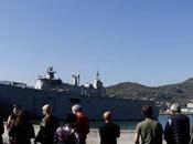 buque insignia Armada Española visitado miles vascos puerto Guecho.