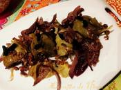 Alcachofas vino jamón negro