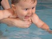 Juegos piscina para bebés