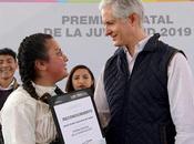 Reconoce alfredo mazo jóvenes mexiquenses destacados