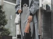 Esenciales para otoño: abrigo gris cómo elegir según cuerpo