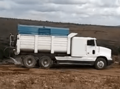 Acusan empresa Caletto contaminar arroyos Mexquitic