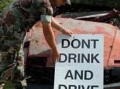 Detenido conducir borracho, carné soborno