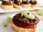 Tostadas mermelada pimiento butifarra negra