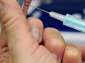 Piden vacunar adultos mayores...