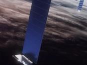 Satélites Starlink: orbitando alineados espacio