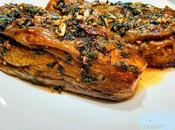 Berenjenas picada hierbas aromáticas ajos