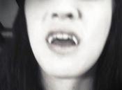 Asia Argento flamantes dientes para "Dracula