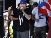 #EEUU: Residente (@Residente) dice tumbar estatuas colonizadores "rehacer historia"