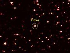 Kepler descubre planeta oscuro Universo