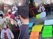 Llevan piñata Mónica Rangel sede