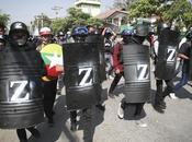 YouTube elimina canales administrados militares Myanmar retira videos