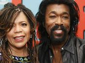 Muere Nick Ashford