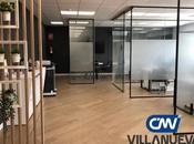 Carpintería Metálica Villanueva aconseja instalar divisores oficina optimizar espacios empresa