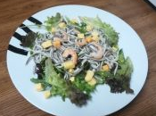 Ensalada gulas gambas