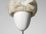 elegancia sombrero, tocados Balenciaga exposición