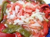 Ensaladilla malagueña pimientos asados tomate cebolleta