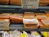 Además subidas precios, limitan venta carne pollo alta demanda causa fiebre puercos.