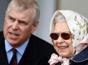 Reina Isabel retira todos titulos militares principe Andrés