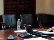 imágenes satélite muestran Rusia construyendo defensas para proteger sitios militares noroeste Kiev.