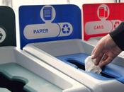 Reciclaje papel documentos confidenciales mano empresa experta Dataeraser