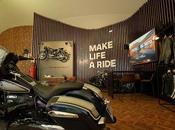 PANGEA lanza «Viajes Moto» mano Motorrad España