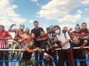 Plaza Fundadores atestiguó espectacular función lucha libre Niño