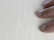 RNIB Escocia celebra importancia braille.