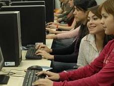 trabajadores pierden tiempo Internet productivos, según estudio