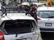 Camión urbano choca contra autos detenidos Salvador Nava