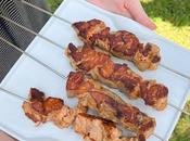 Brochetas salmón marinado