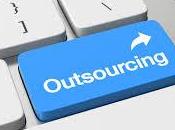 Ventajas Desventajas Outsourcing. Por: Francesco Lovaglio Tafuri