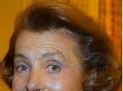 Liliane Bettencourt sufre 'demencia mixta' Alzheimer