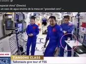 vaso líquido extrañamente quieto Estación Espacial explica conspiración